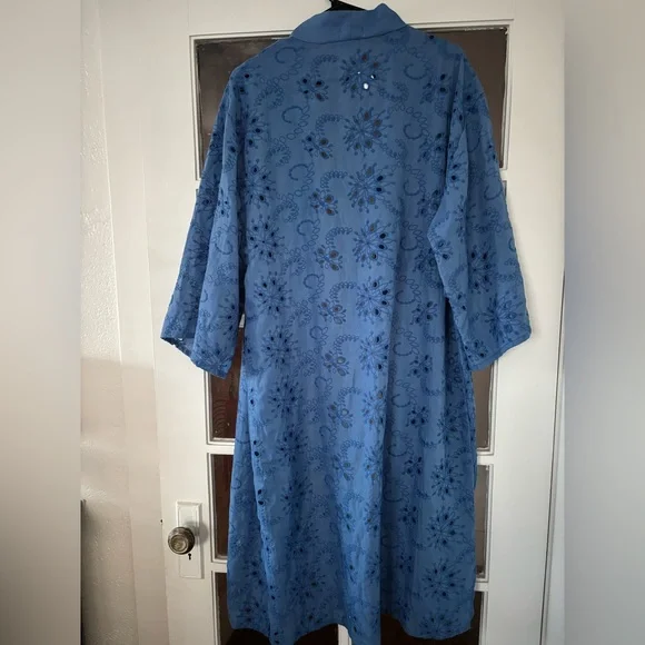 NWT World Market Blue Eyelet Embroidered Kimono - Picture 2 of 10